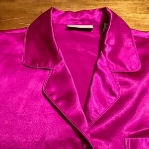Valerie Stevens 2-Piece Pajama Set Womens Sz M Plum Color Soft Silky 00.1=A0037